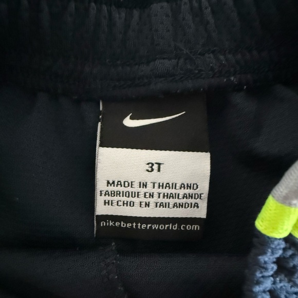 Nike "I Run The Show" Boys 3T- 2pc Set - Picture 4 of 5